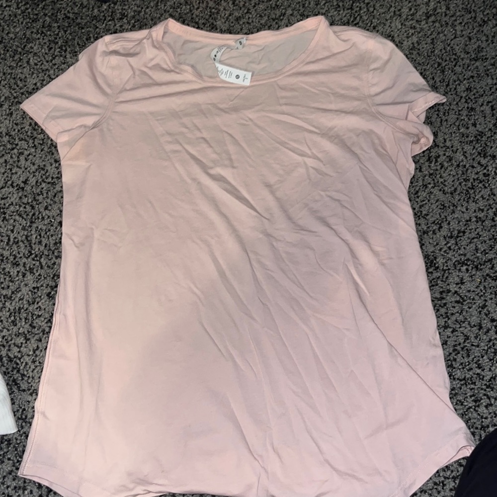 lululemon t shirt
